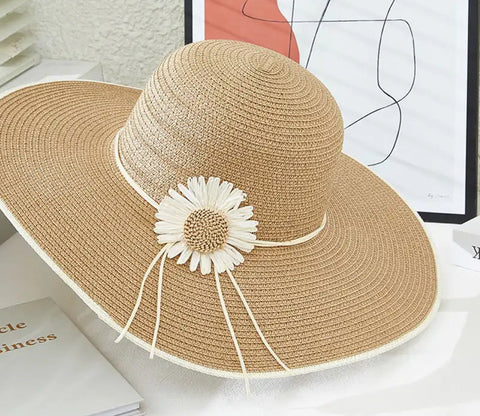 Floppy straw hat - sunflower trim